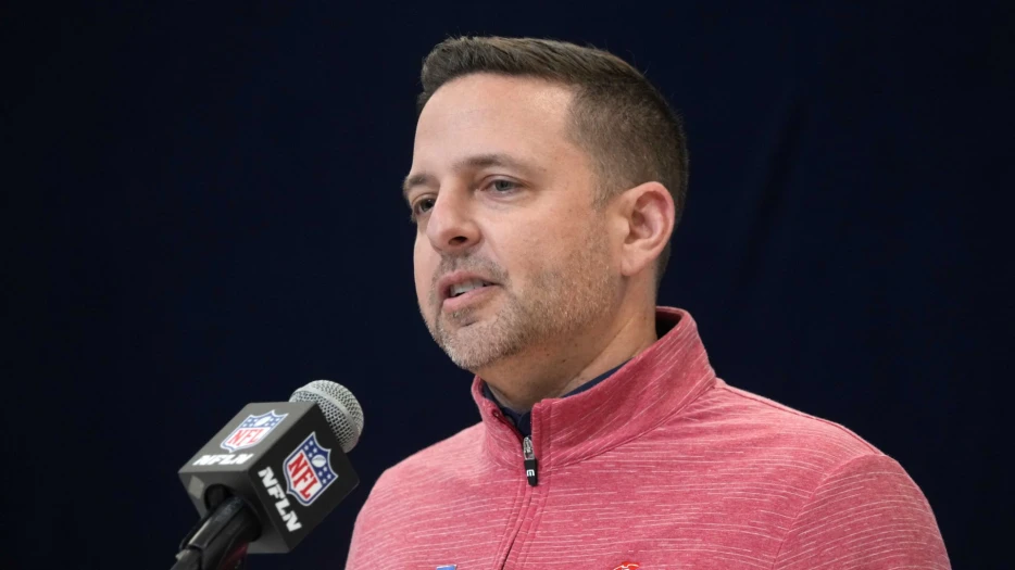 Two Reasons Patriots Should Monitor Brian Robinson-Commanders Situation
