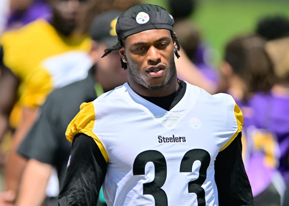 Former Steelers RB Signs with Vikings