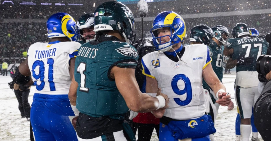 Matthew Stafford is 10 years older than Rams average opponent QB