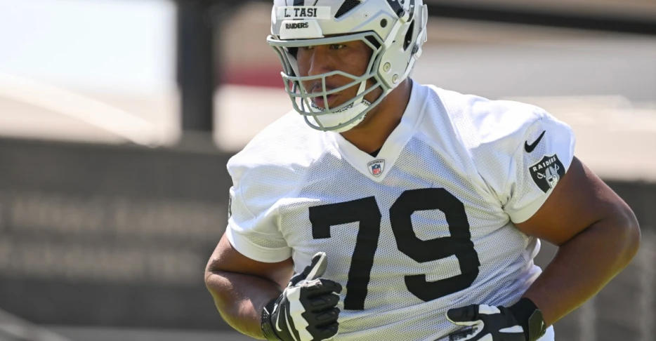 Raiders 53-man roster projection after 2nd preseason game: Could Laki Tasi earn a spot?