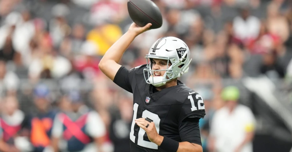Raiders backup quarterback: O’Connell or Miller?