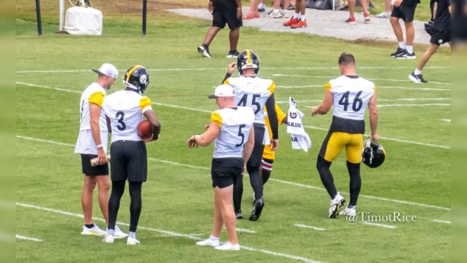 Tomlin Says Steelers’ Punter Competition ‘Has Our Attention’ In Preseason Finale