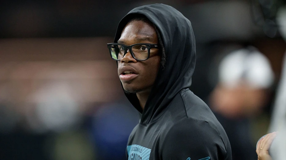 Travis Hunter spotted back on Jaguars practice field after missing preseason game