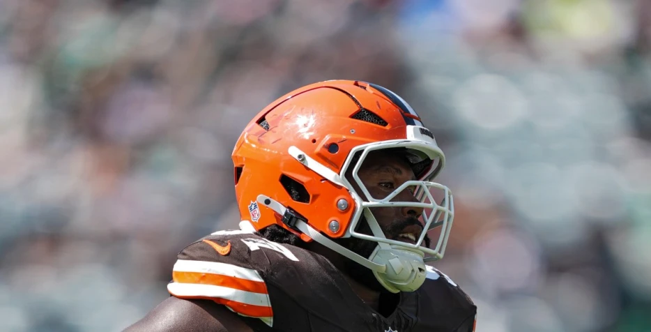 Browns trade defender to Jets for draft pick