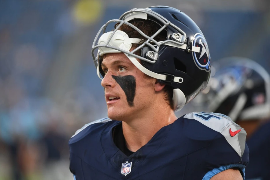 Eagles Signed LB Chance Campbell