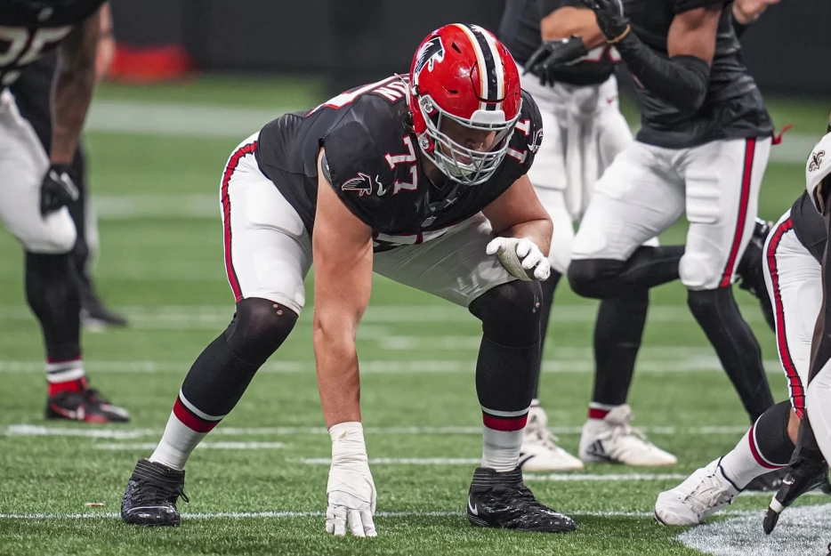 Falcons OL Storm Norton Out Nearly Two Months With Ankle Injury