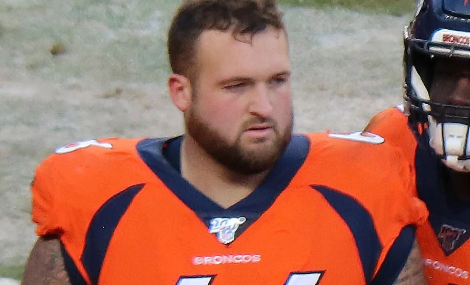 Highly-Experienced Offensive Lineman Considering Visit to Steelers
