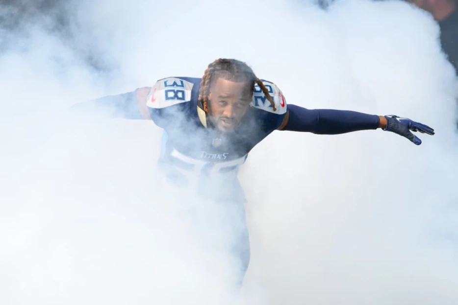 NFL Injury Report: Titans Get Great L’Jarius Sneed News, Dolphins Big Trade Acquisition Practices
