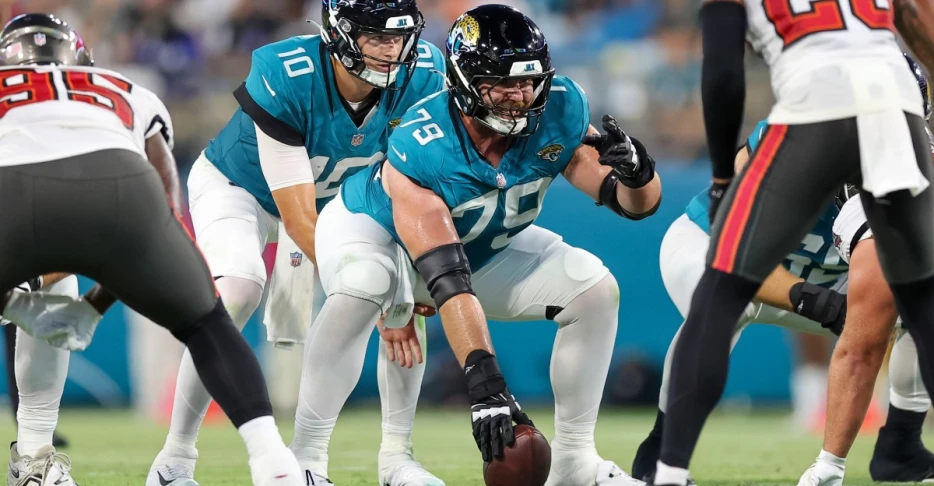 PFF Insights: A look into the Saints’ new center