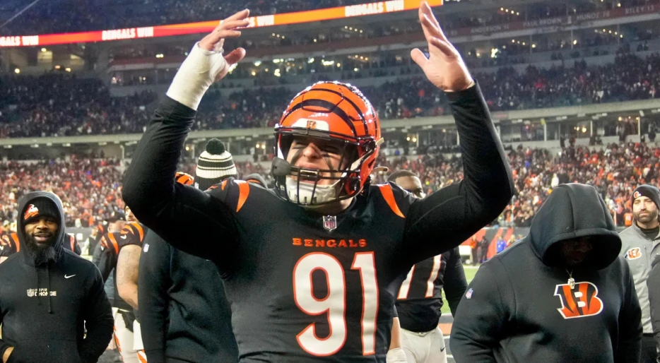 REPORT: New Clear-Cut Favorite Emerges To Land Bengals Superstar DE Trey Hendrickson In Blockbuster Trade