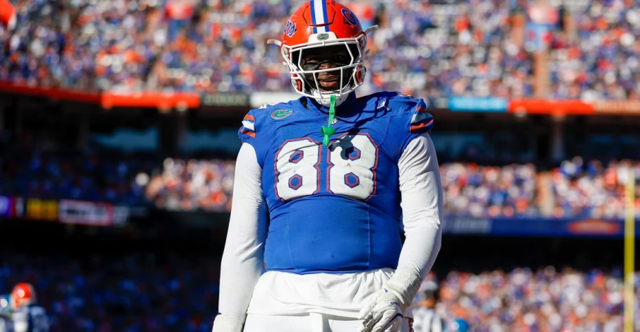 2026 NFL mock draft: Cowboys select Florida Gators defensive tackle in top 15
