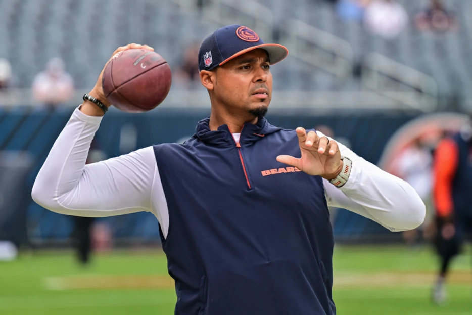 Bears 53-man roster projection has Chicago moving on from once-promising 2023 draft pick
