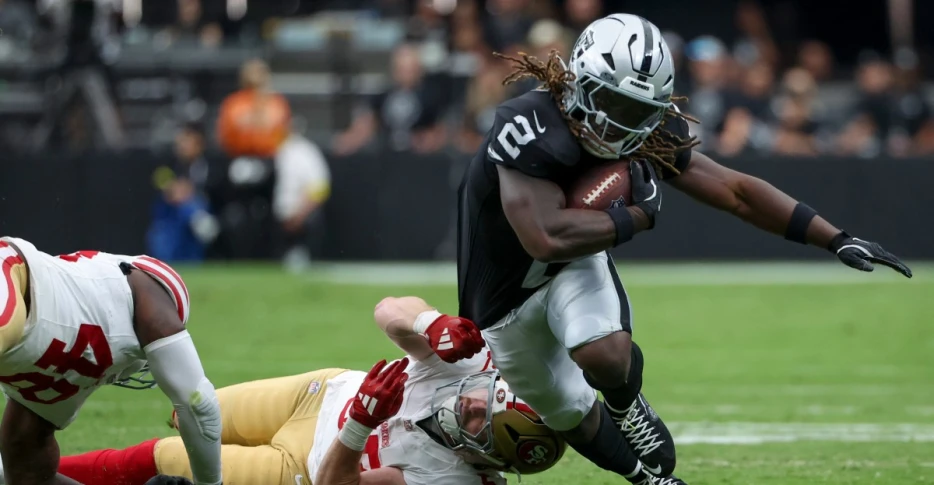 Betting odds expect 1,000-yard season from Ashton Jeanty