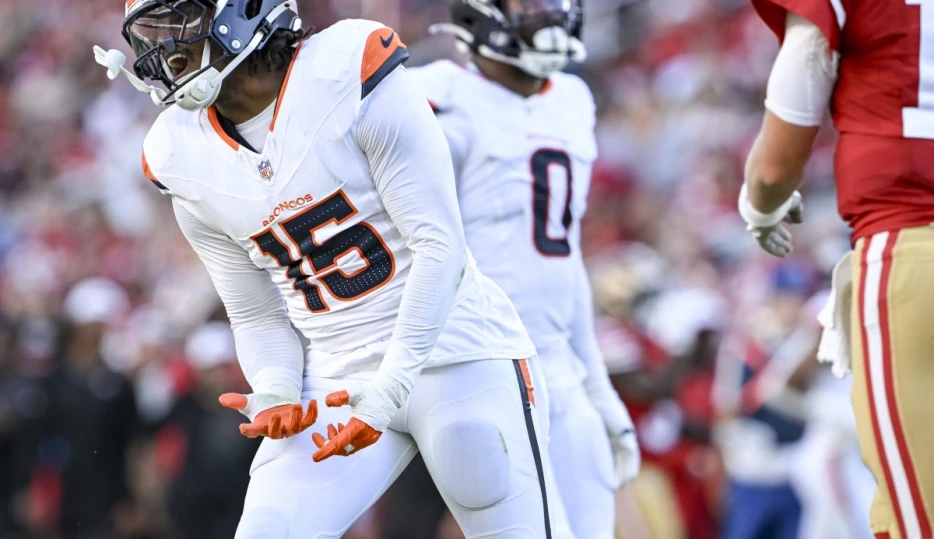 Broncos Reacts Survey: Can the 2025 defense be better than its 2015 championship D?