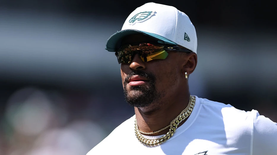 Eagles QB Jalen Hurts sounds off on classy gesture that young fans will remember
