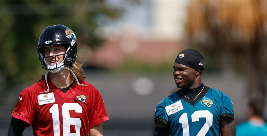 FanDuel Futures: Betting Odds for Trevor Lawrence, Travis Hunter, and more