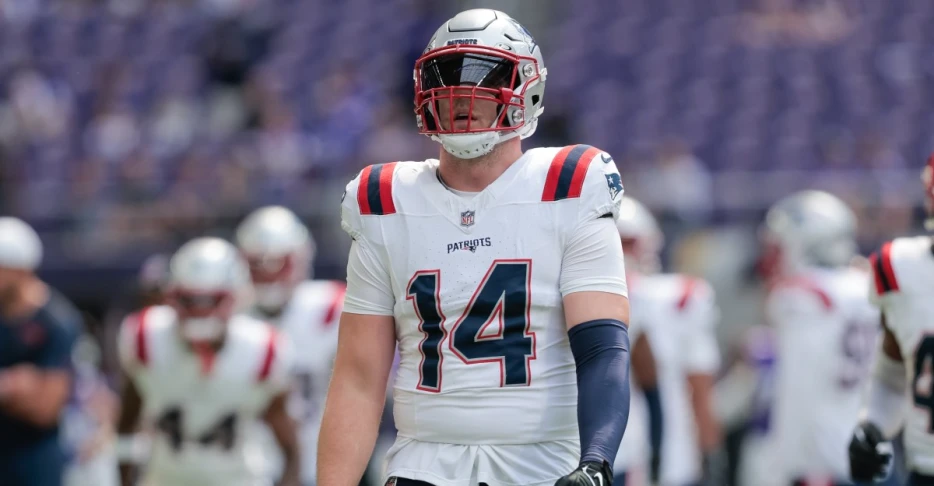Robert Spillane ‘like another coach on the field’ for Patriots defense