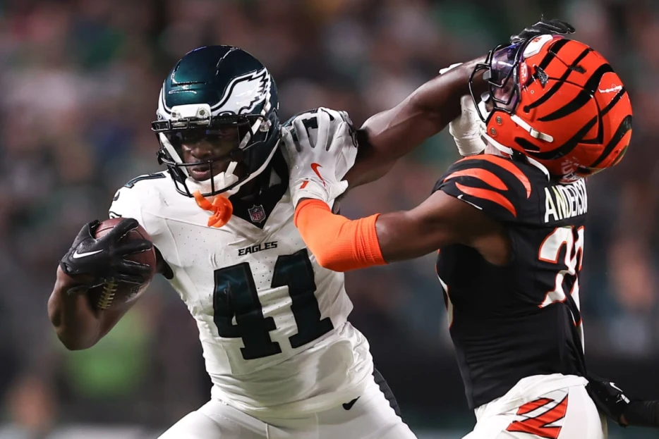 Seven Eagles Players Fighting for Roster Lives in Final Preseason Game Against Jets