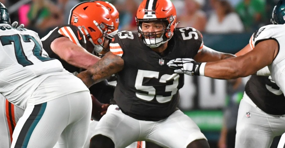Washington Commanders Free Agency: Veteran center signed after another OL injured