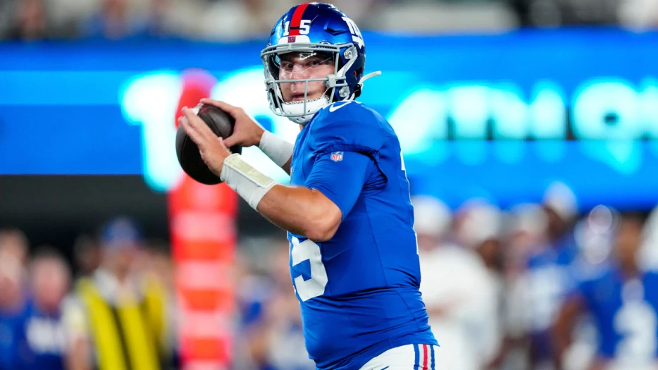 Giants’ ‘three amigos’ QBs celebrate Tommy DeVito’s 3-TD preseason game
