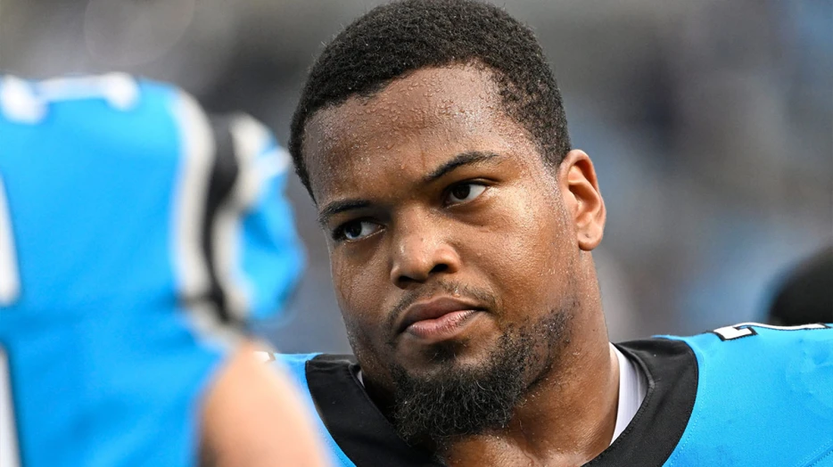 Panthers re-sign key right tackle to $44 million contract extension
