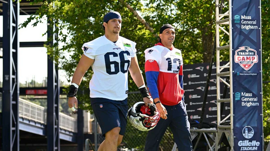 Patriots’ Will Campbell gets glowing review from offensive line coach