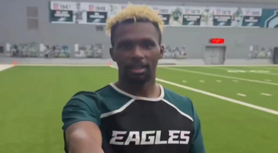 Philadelphia Eagles Make Massive Male Cheerleader Announcement In Viral Video