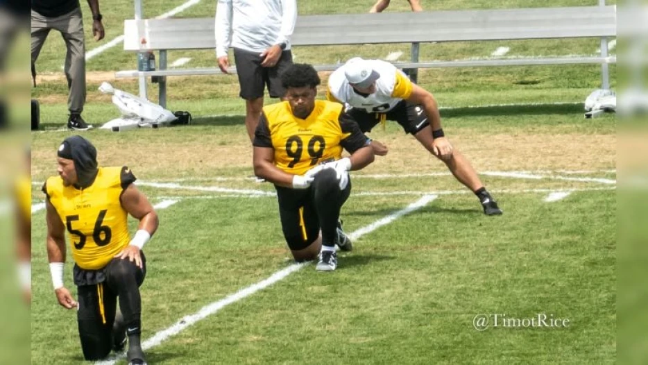 Tomlin Calls Harmon ‘Week To Week’ After Knee Injury