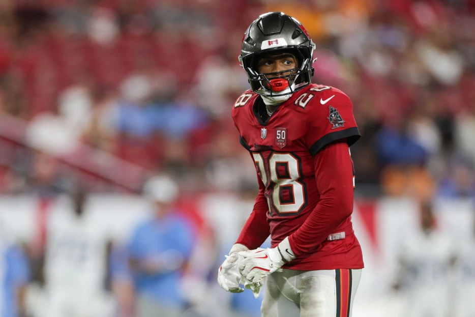 Buccaneers Waive S Shilo Sanders