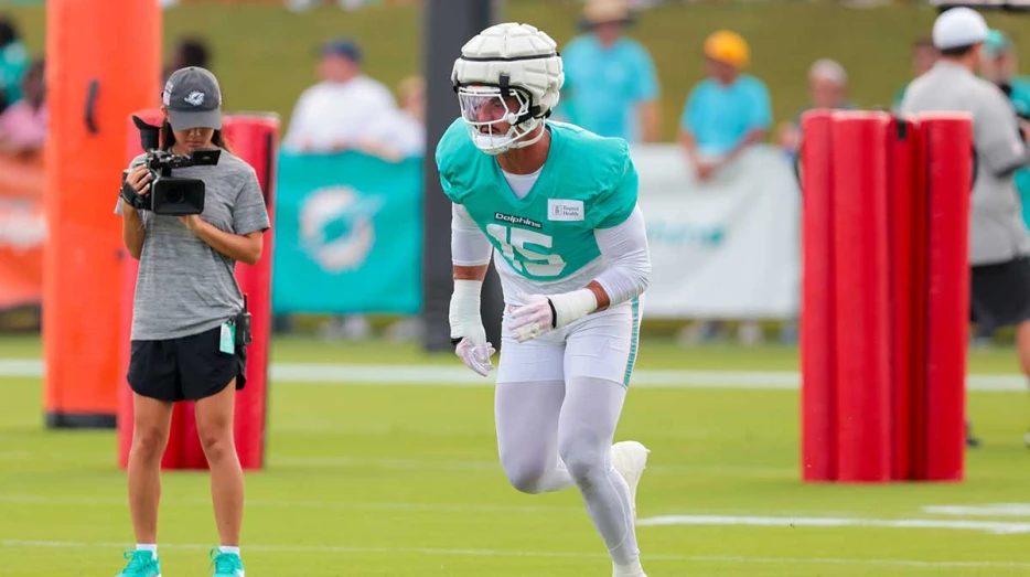 Dolphins’ Jaelan Phillips makes injury admission 2 weeks before NFL season