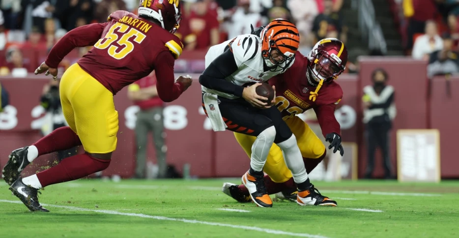 Film Session: Jacob Martin showing his value as a situational pass rusher