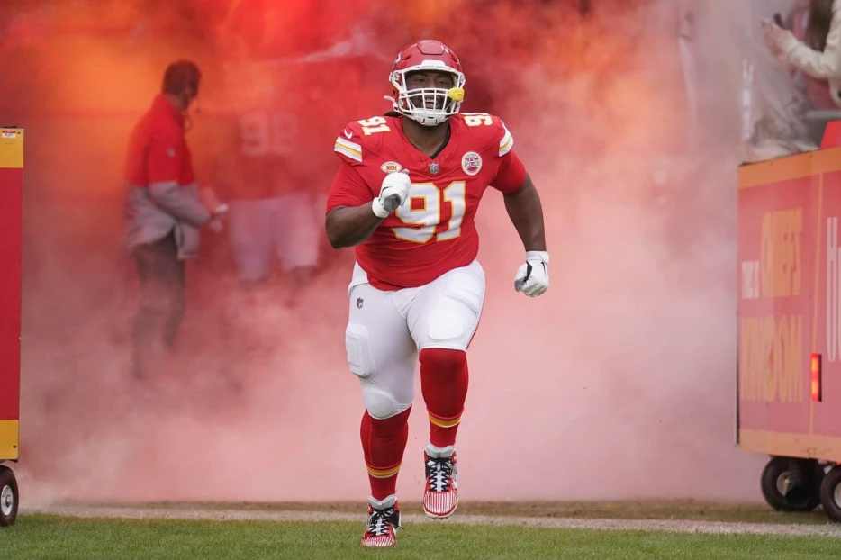 TRADE: Jets Trading DT Derrick Nnadi To Chiefs
