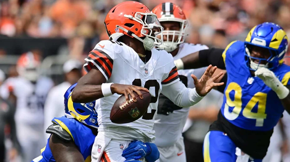 Browns rumors: Chad ‘Ochocinco’ Johnson blasts Kevin Stefanski’s Shedeur Sanders treatment