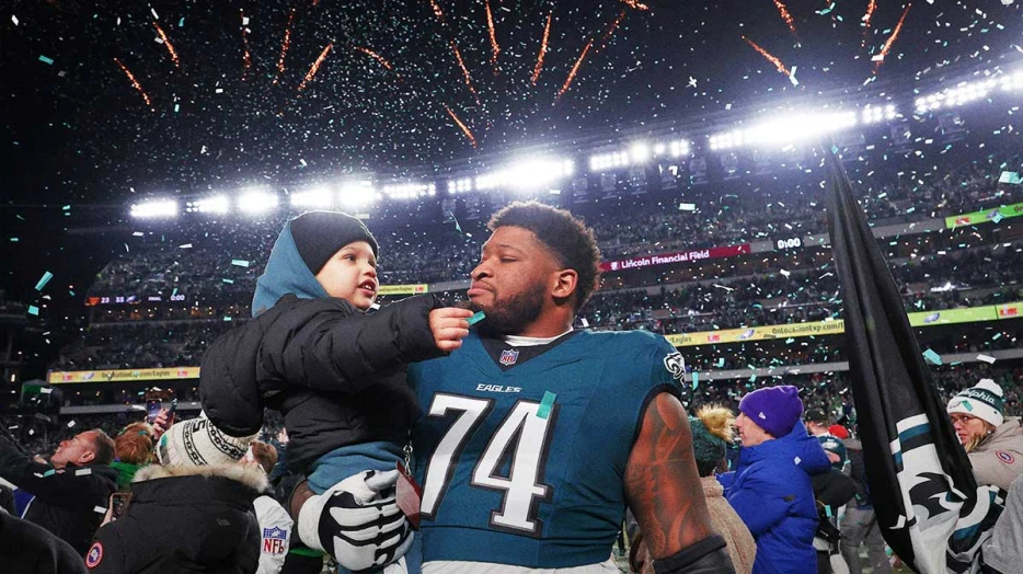 Eagles make reunion trade with Jaguars