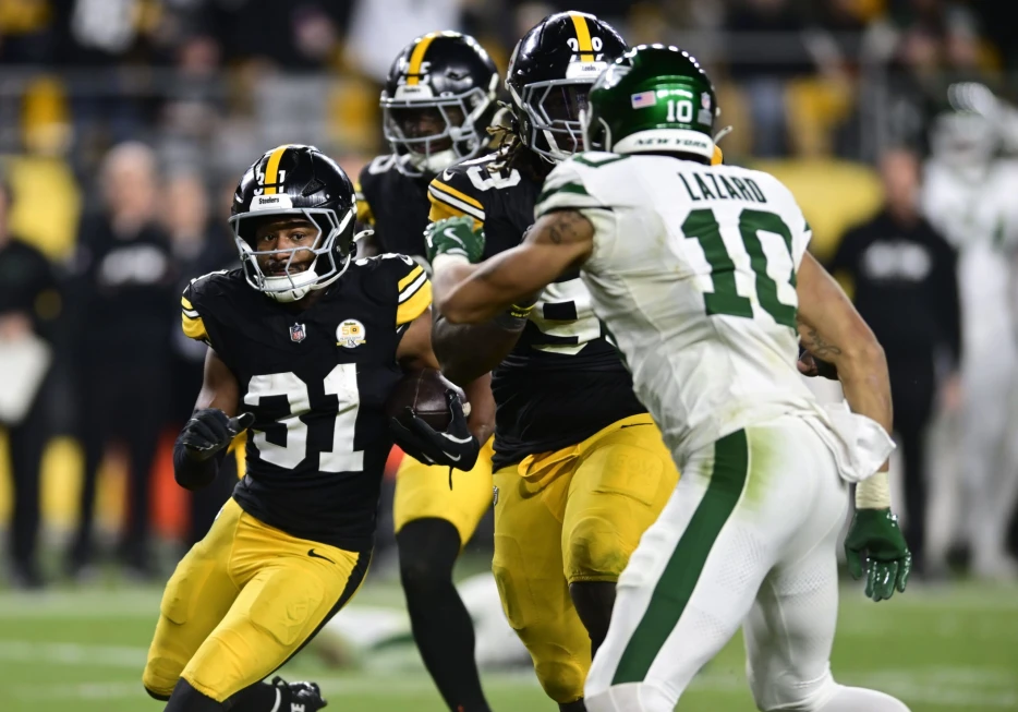 Odds: Steelers Open as Slight Favorites over Jets