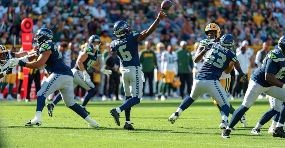 Post-game live stream: Seahawks-Packers takeaways and a final 53-man projection