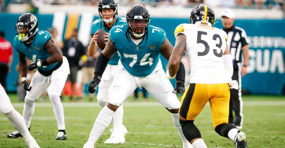 Trade: Jaguars send offensive lineman Fred Johnson to the Eagles
