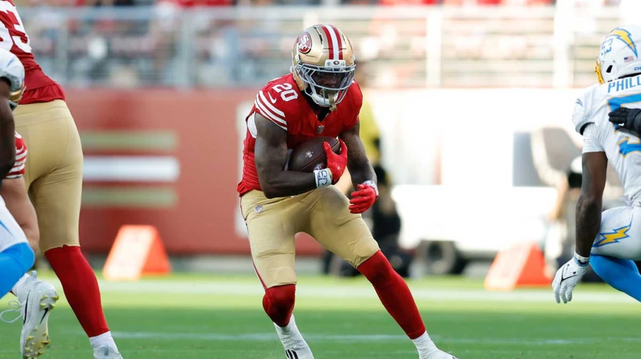 49ers release running back