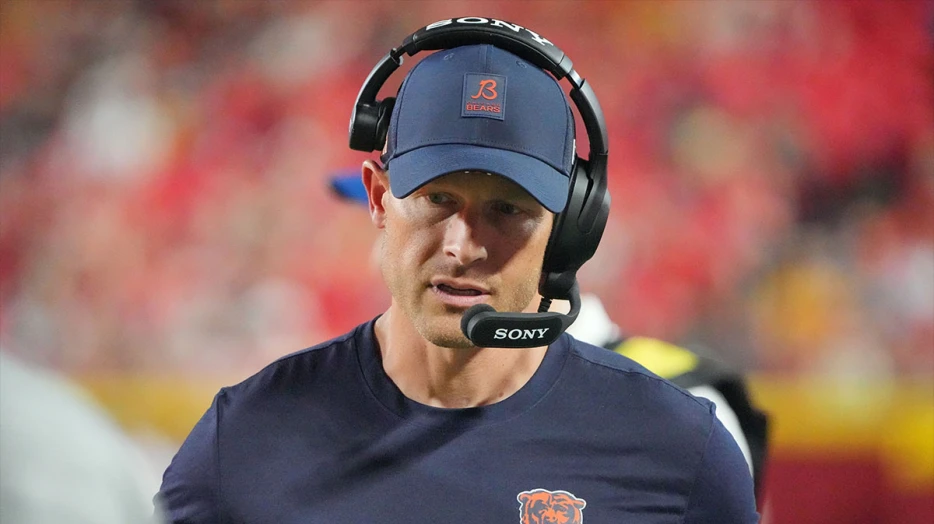 Ben Johnson’s ambiguous response to Bears LT question causes insiders to speculate