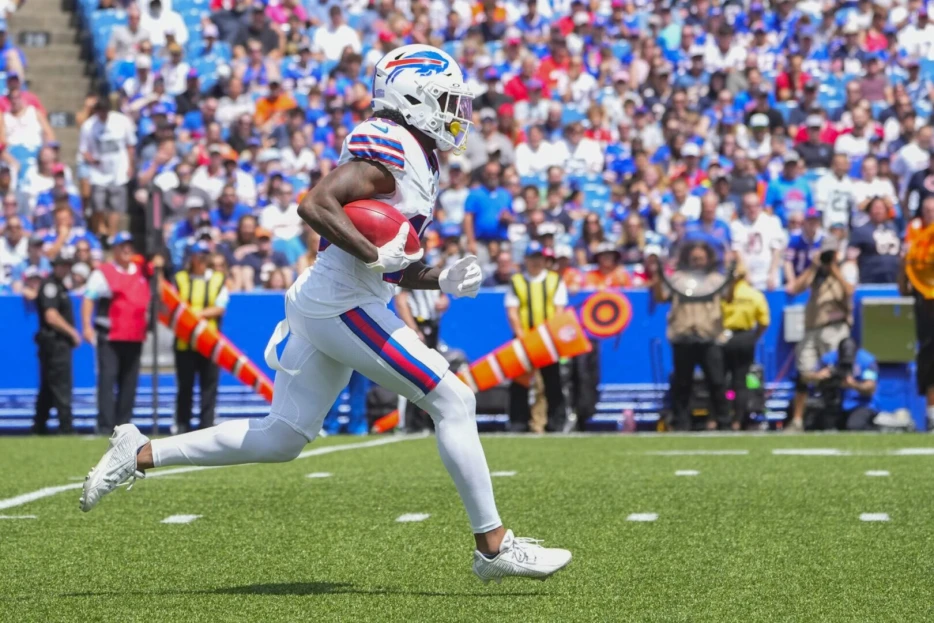 Bills Releasing Veteran WR KJ Hamler