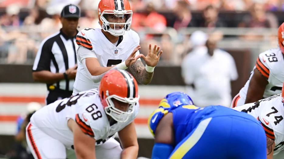 Browns’ Kevin Stefanski officially names Dillon Gabriel backup to Joe Flacco