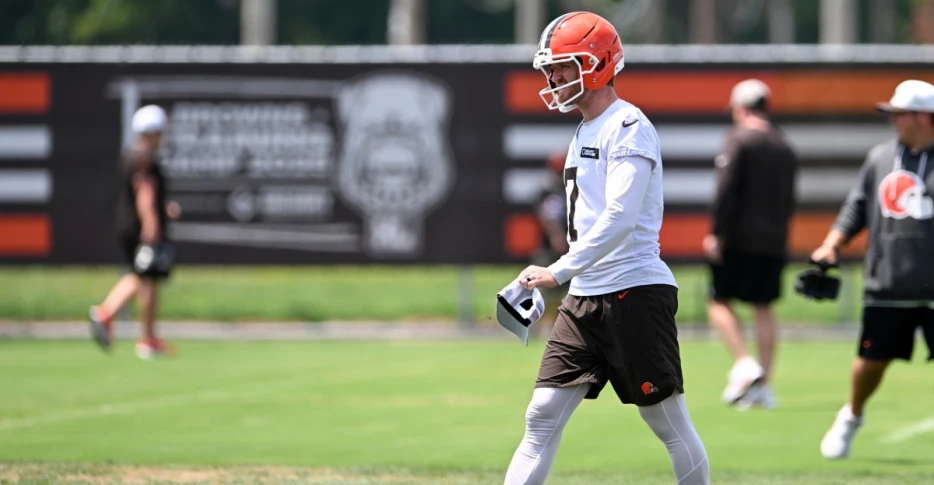 Browns salary cap: Impact from cutting Dustin Hopkins is surprising