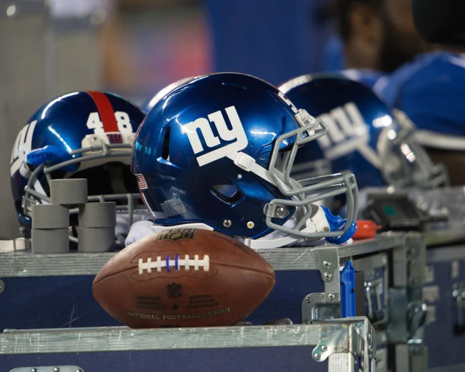 Giants Move Down To 53