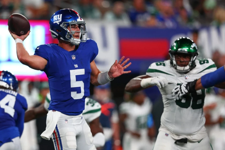 Giants Releasing QB Tommy DeVito