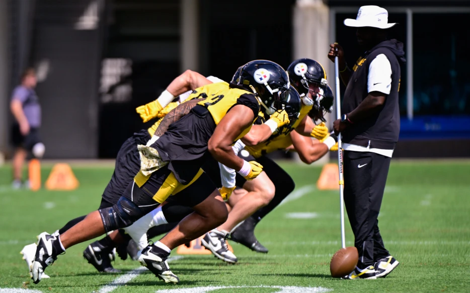 Locked On: Will This Be the Year Steelers Shed Vanilla Defense?