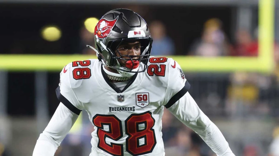 Michael Irvin suggests Buccaneers’ Shilo Sanders release wasn’t related to ejection