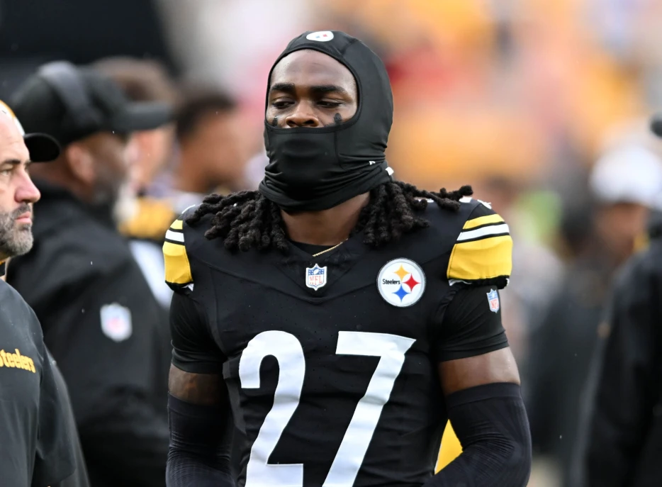 Oft-Injured Steelers Cornerback Lands on IR Again