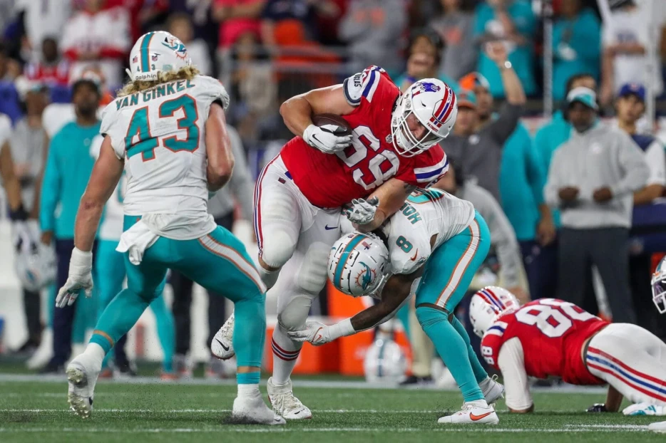 Patriots Cut 21 Players Including OL Cole Strange