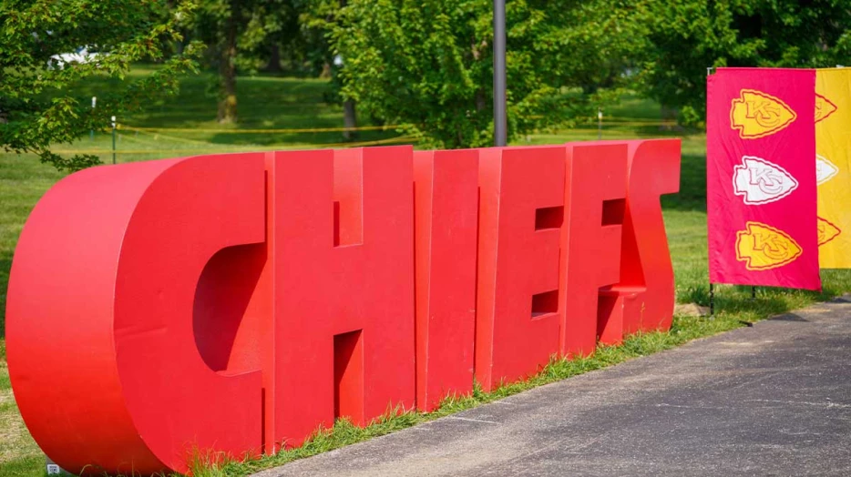 The undrafted rookie gem who just made Chiefs’ 53-man roster