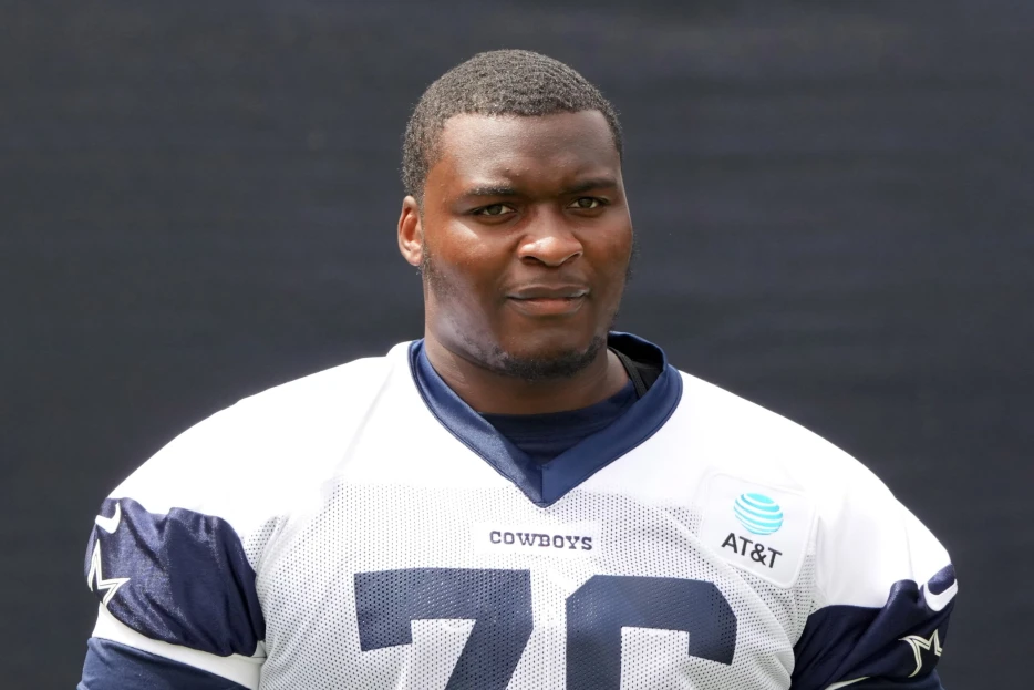 TRADE: Cowboys Sending OL Asim Richards To Saints
